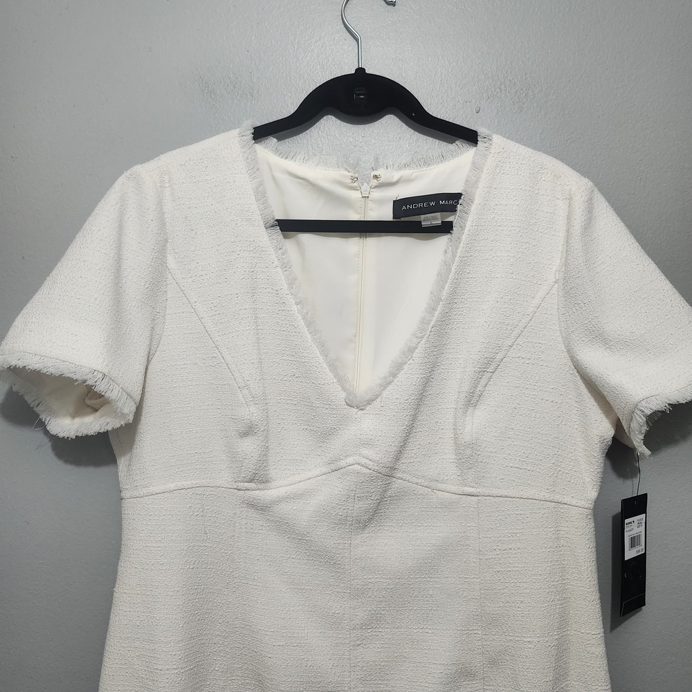 Andrew Marc Ivory V-Neck Dress Size 16 New With Tags - Picture 2 of 9